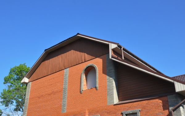Cost of Brick Window Installation in Lebanon